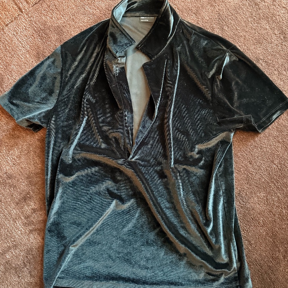 Men's Velvet like top